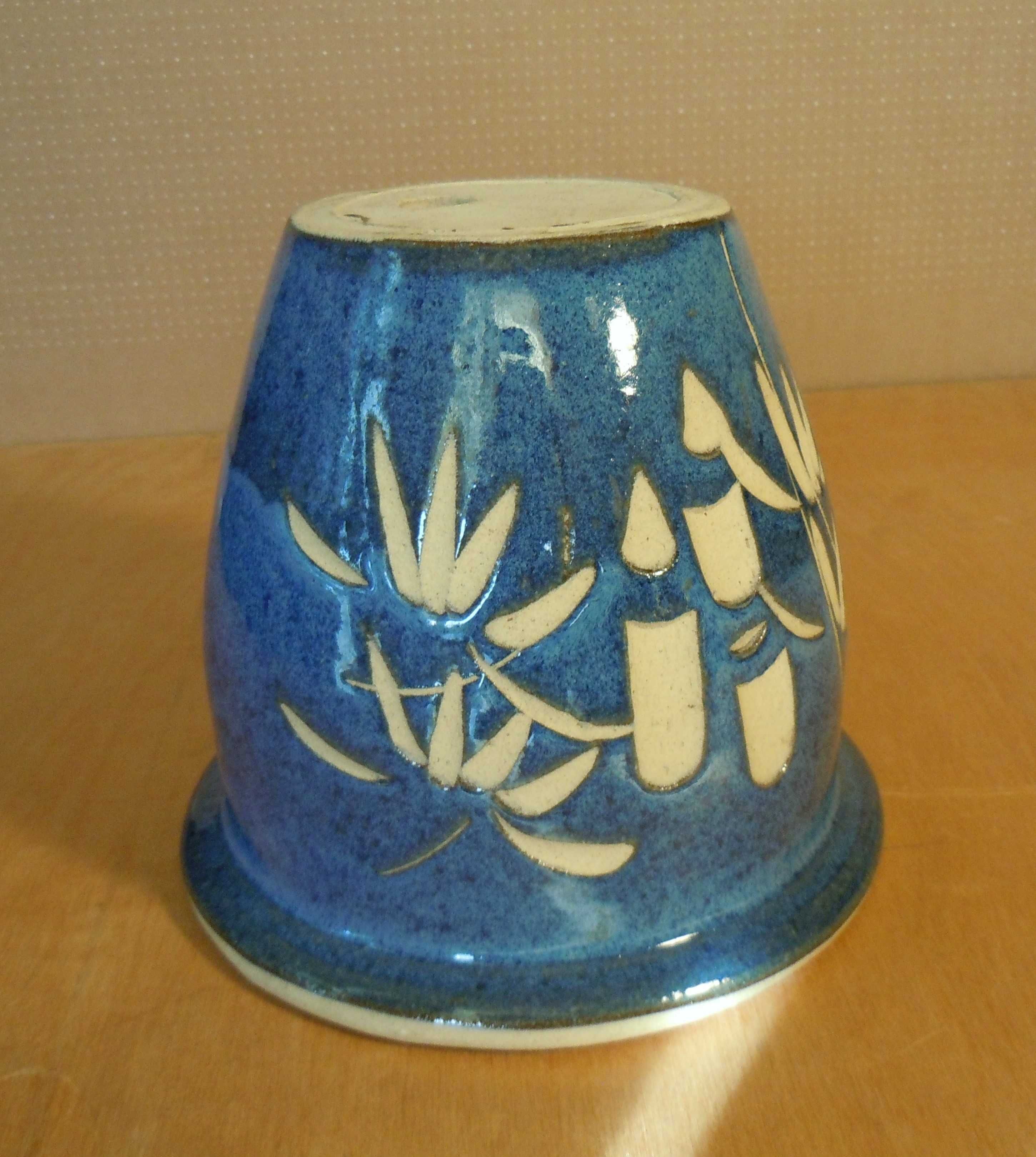 Ładna solidna ceramiczna doniczka j. nowa