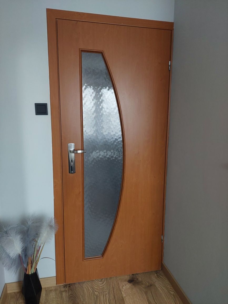Dzwi wewnętrzne + ościeżnica. Lewe.