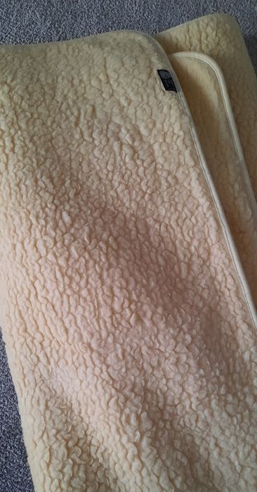 Koldra z wełny, używana