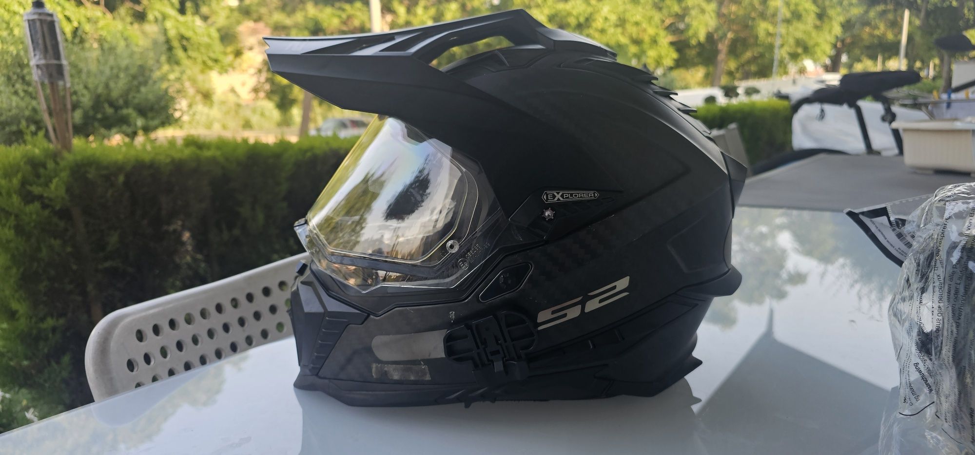 Ls2 explorer carbono capacete