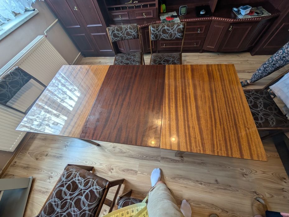 Stół rozkładany do jadalni, salonu