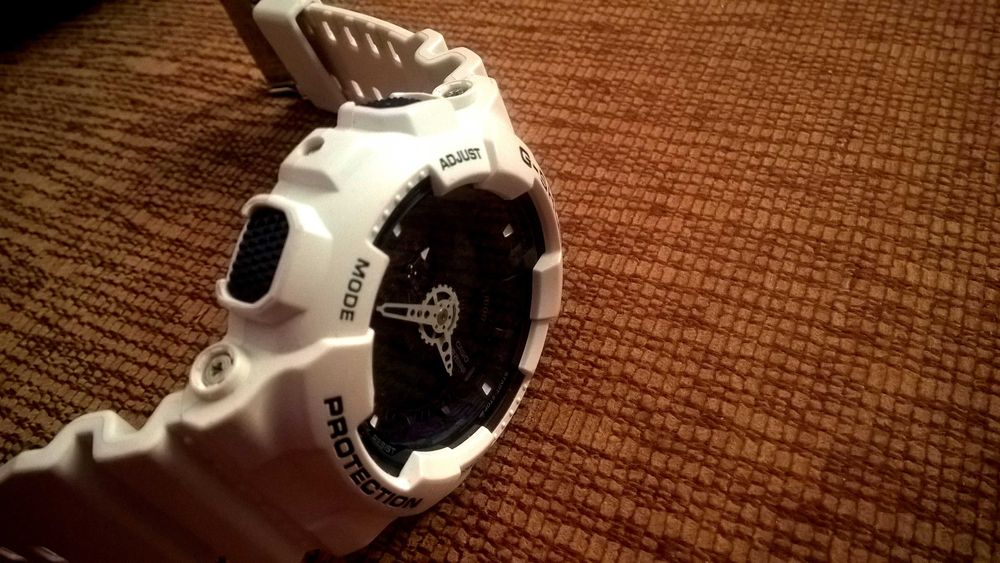 CASIO G SHOCK GA 110  biały oryginalny idealny stan