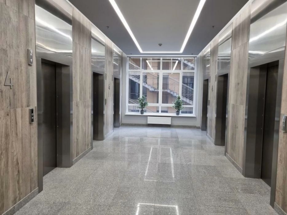 Здам офіс в бізнес-центрі "Summit" вул. Грушевського, 9б.