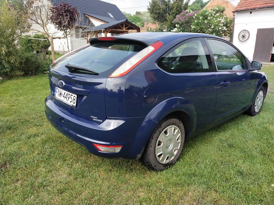 Ford Focus                       .