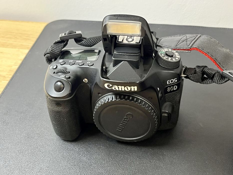 Canon EOS 80D plus torba – lustrzanka cyfrowa, stan bardzo dobry