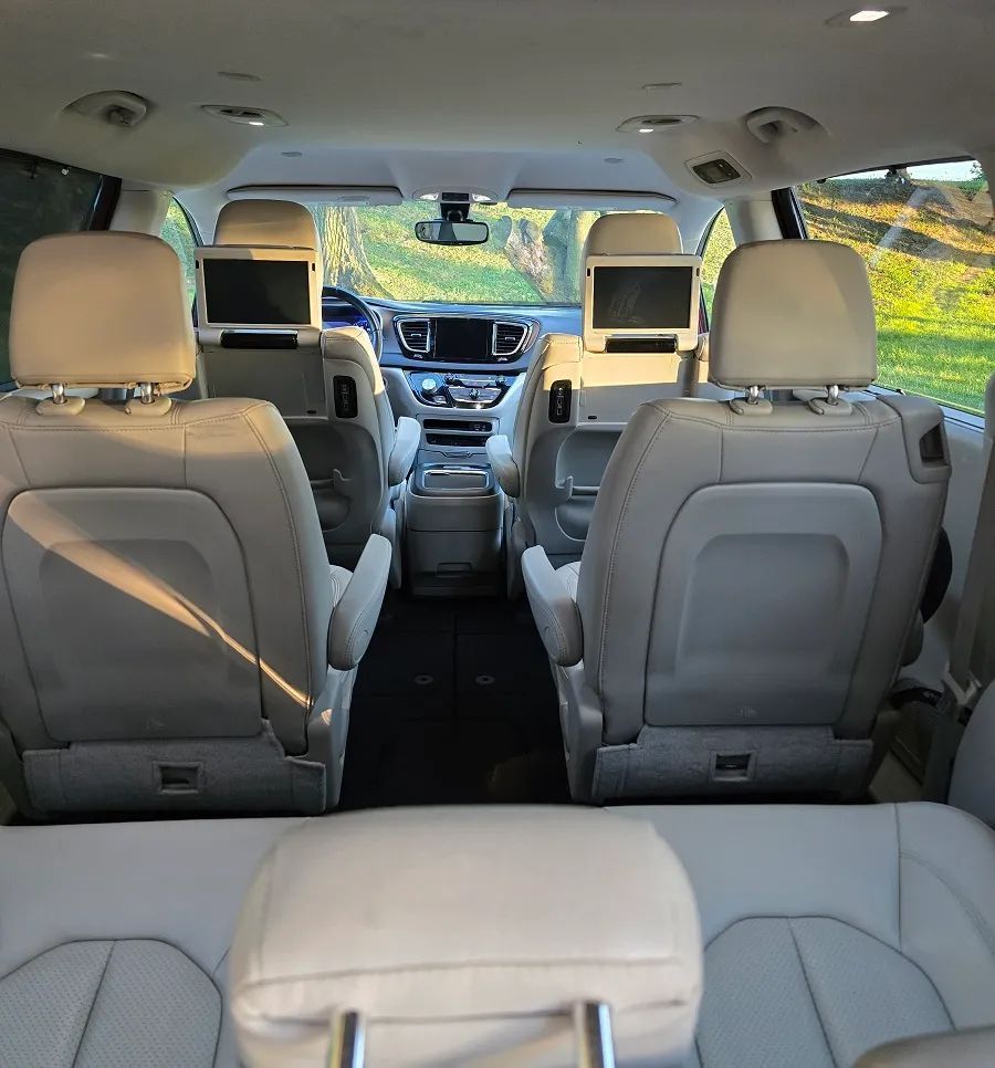 Chrysler Pacifica Chrysler Pacifica Touring L Plus 2017 Benzyna + LPG