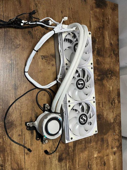 LIAN-LI Galahad AIO 360