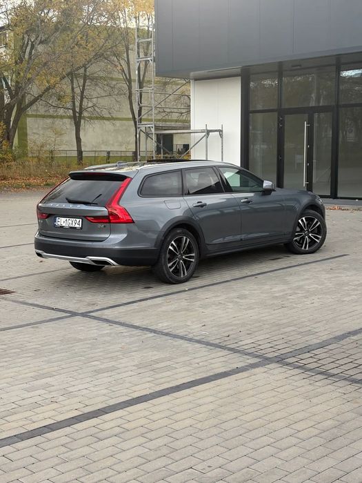 Volvo V90 Cross Country PRYWATNE od 3,5 lat V90 CC D4