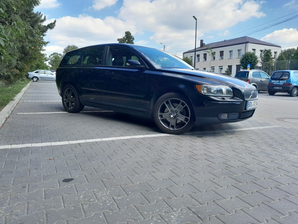 Volvo V50 mocno doinwestowane