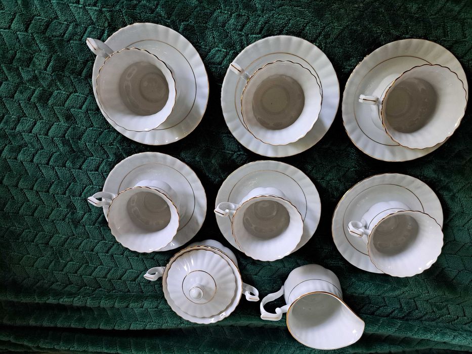 Chodzież serwis 6 osób złota Iwona