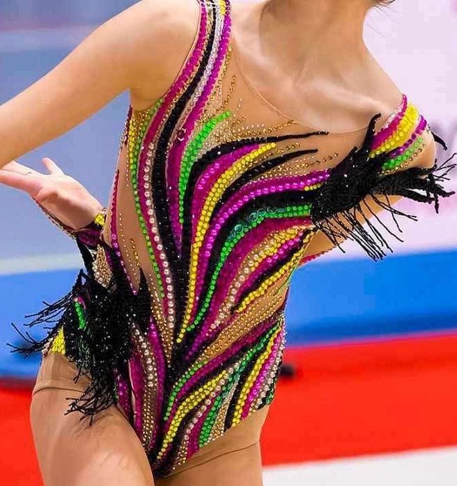 Strój startowy do gimnastyki artystycznej