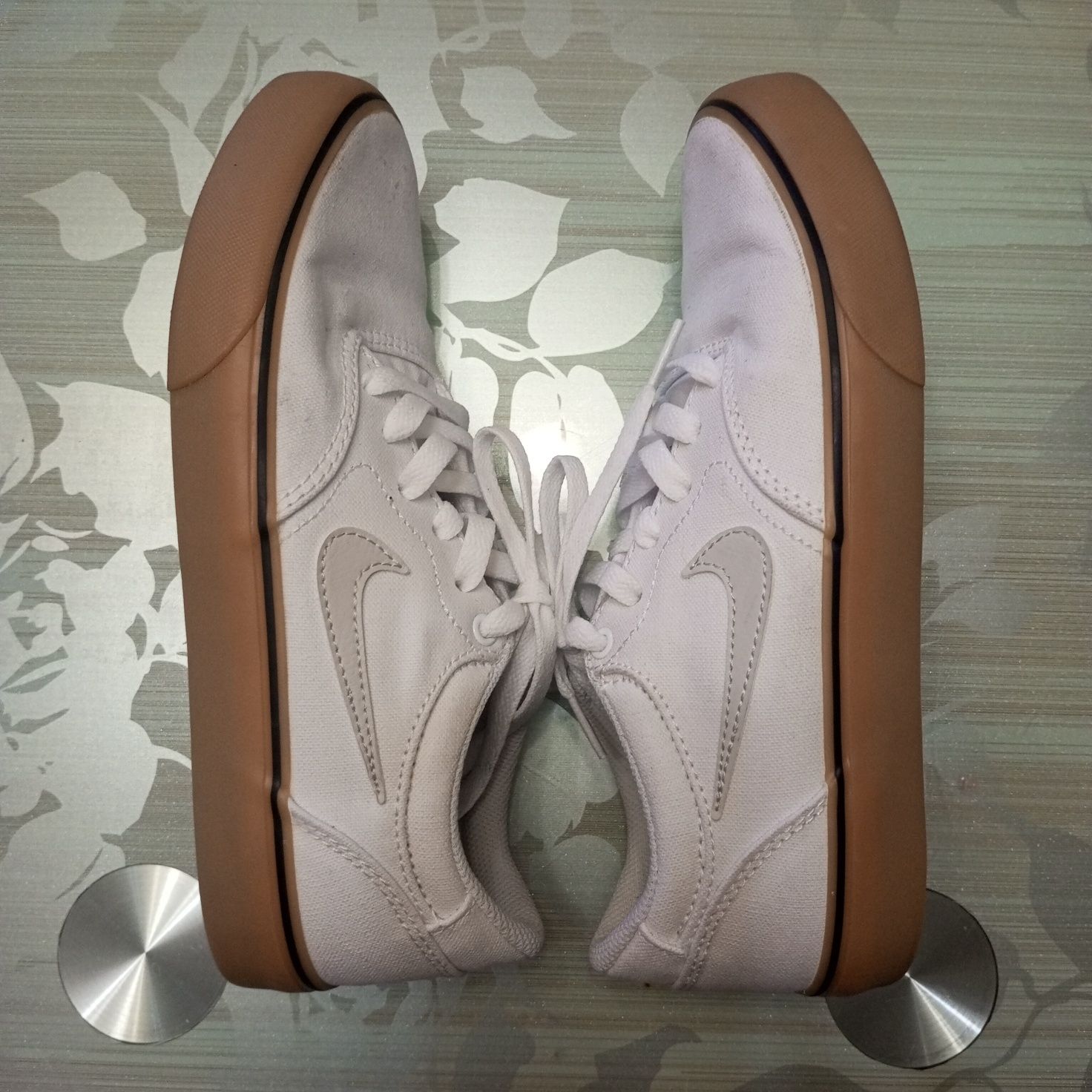 Женские кроссовки/38/Nike