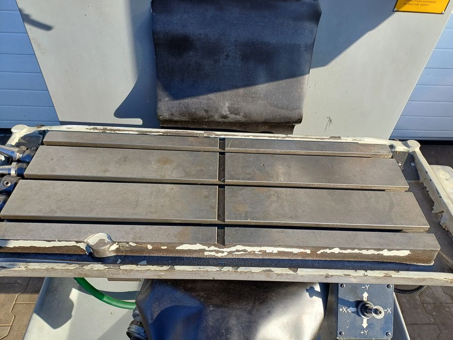 Frezarka do metalu Bridgeport Interact 1 mk2