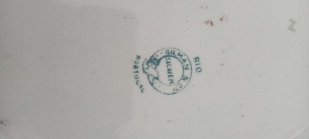 Terrina loiça de Sacavém