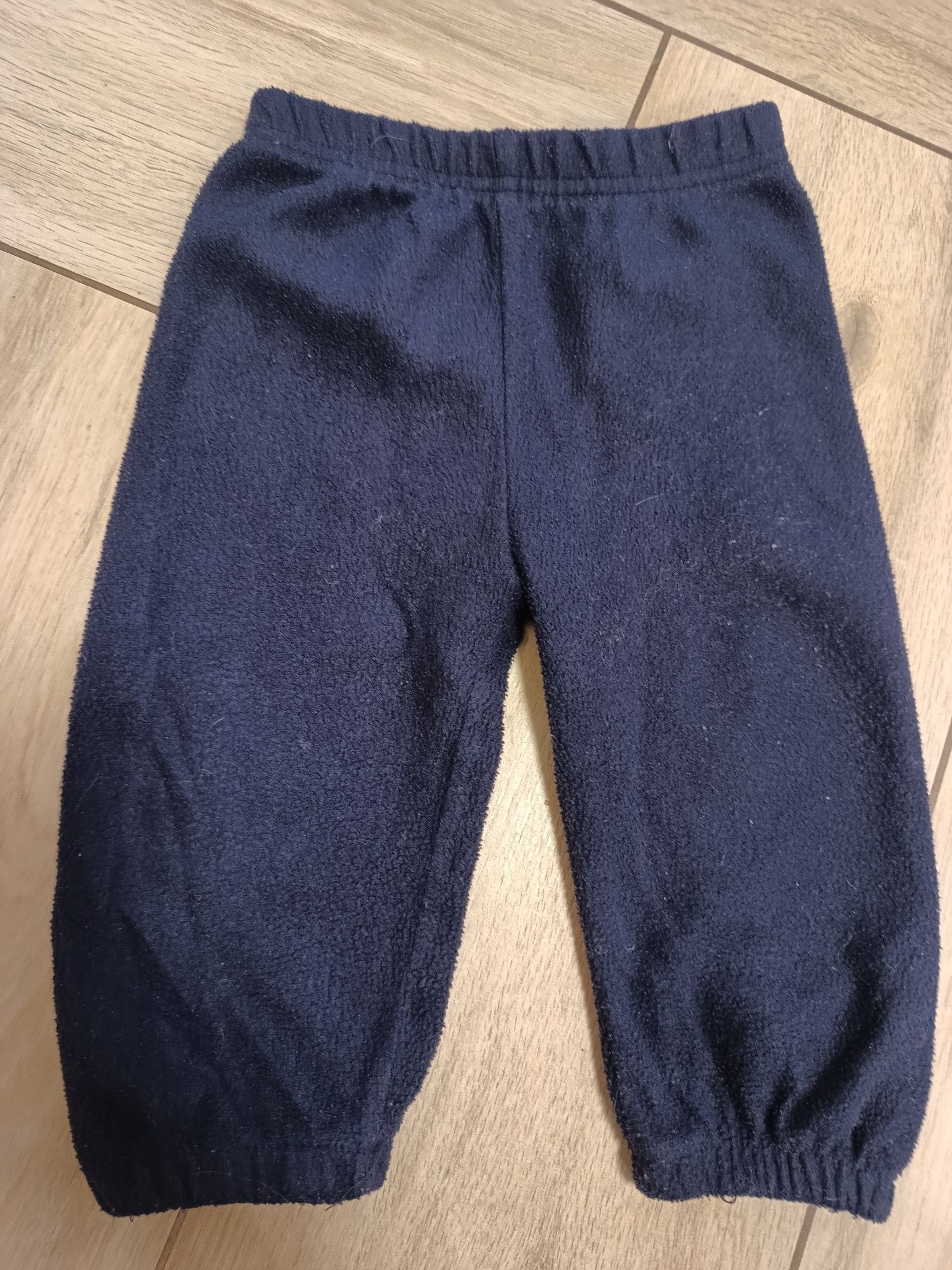 Paka ubrań dla małego chłopca 68/74/80cm spodnie bluza body bluzka