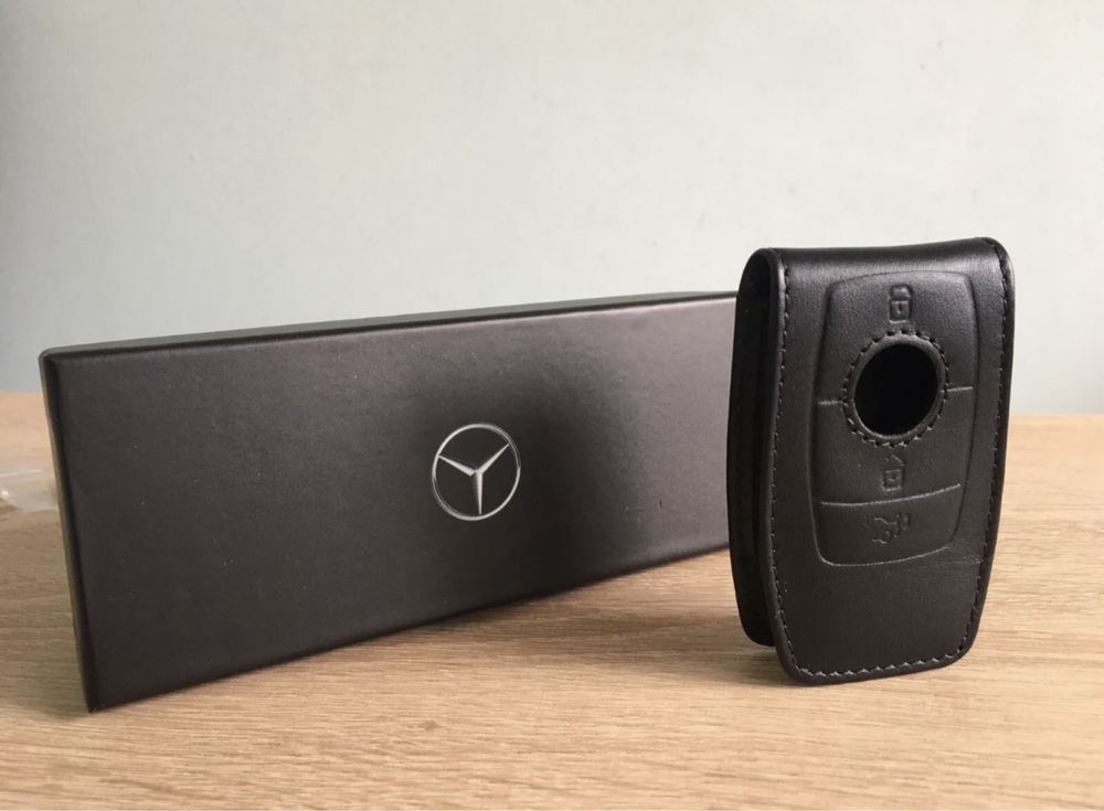 Оригінальний шкіряний чохол для ключів Mercedes-Benz Key Sleeve
