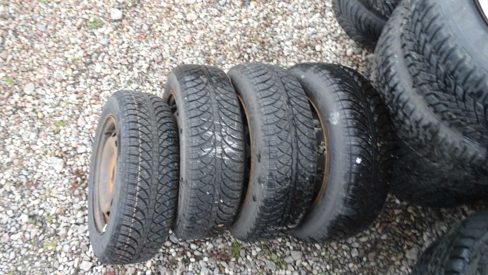 Opony Ford B-Max zimowe stalówki 4x108 R14 (27)