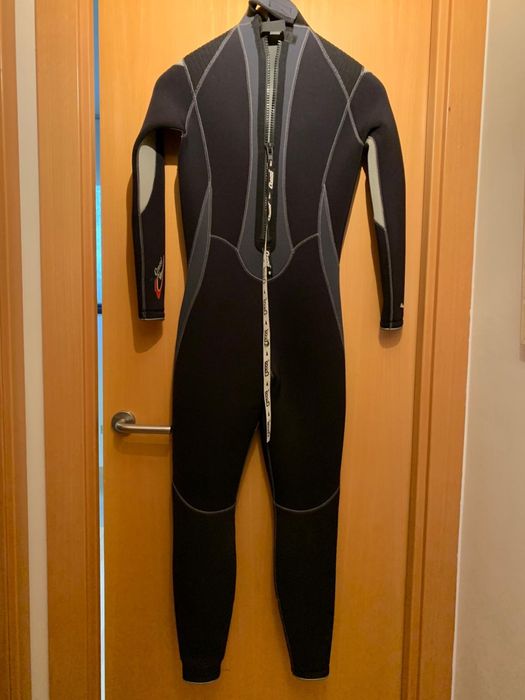 Fato e luvas de mergulho cressi