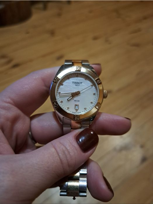 Годинник Tissot б/в з діамантами