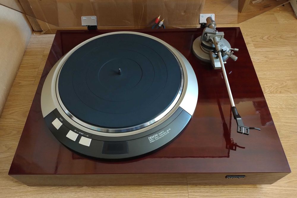 Gramofon Denon DP-75M