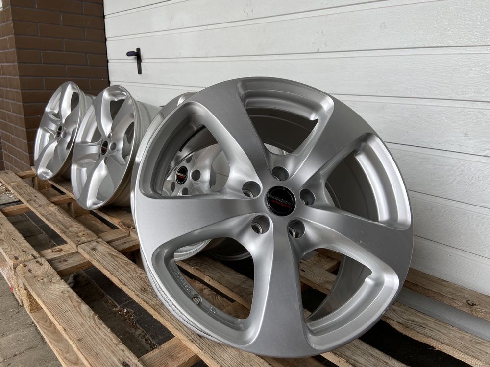 Felgi aluminiowe Borbet 18'' 5x112 ET30 Audi Skoda Bmw Mercedes OL220