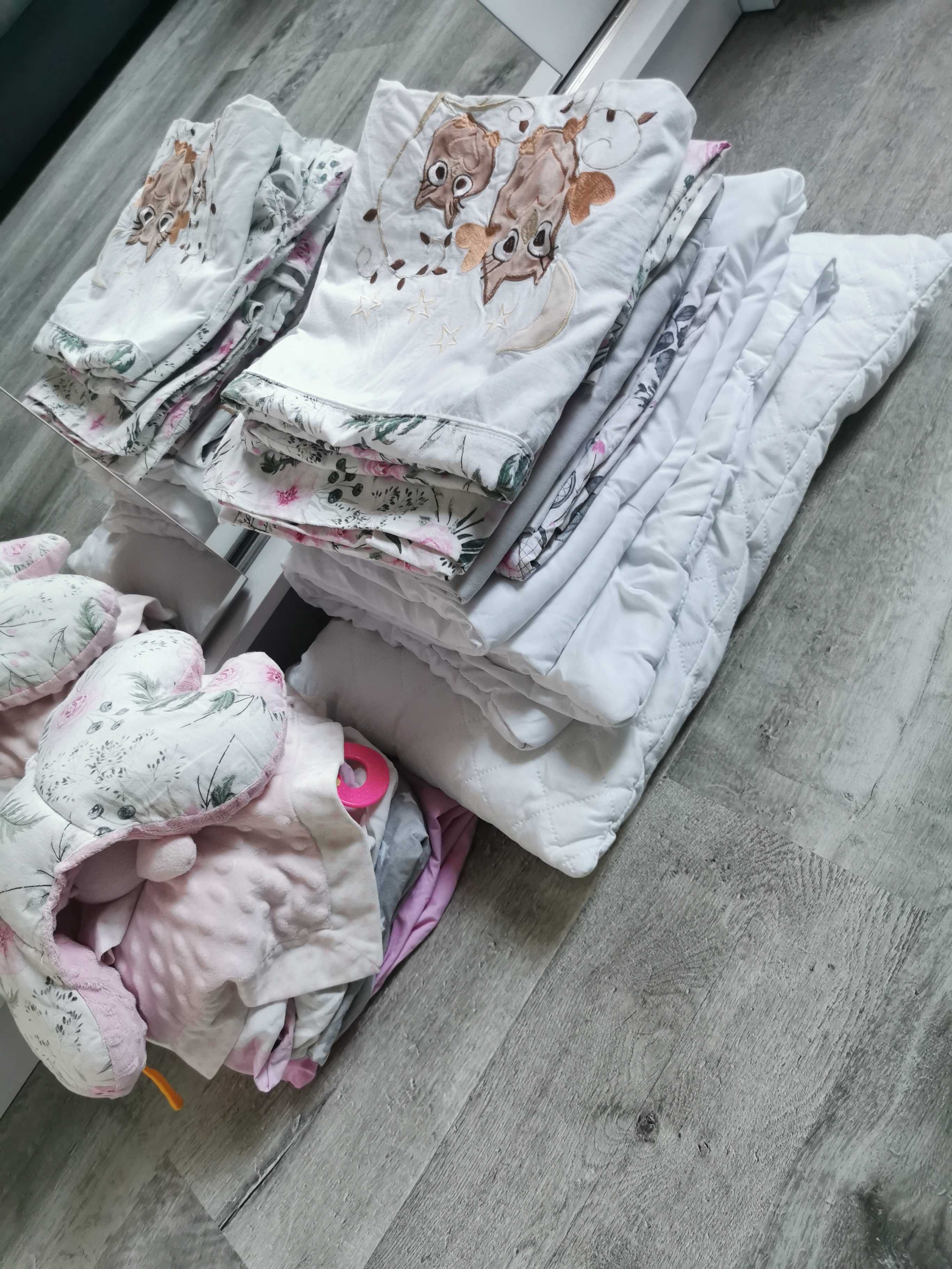 Łóżeczko dziecięce 120x60 ma akcesoria