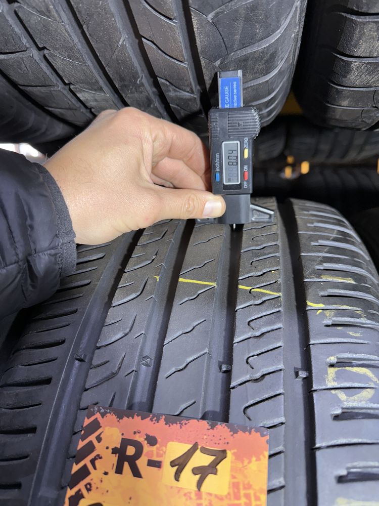 235/45 r17 Barum 2шт