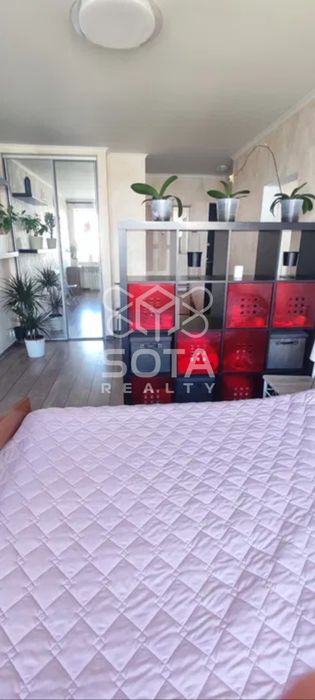 Затишна 1к квартира, вул. Ентузіастів 27, Русанівка