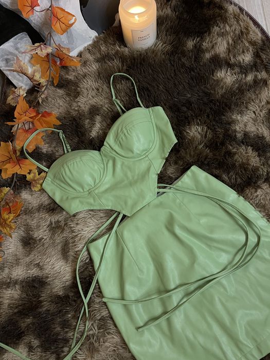 Сукня зі шкірозамінника Boohoo