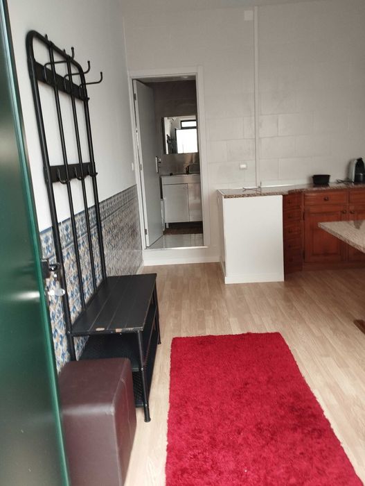 Alugo apartamento T1 em Cesar Oliveira de Azeméis