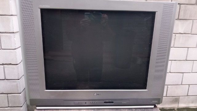 Telewizor kineskopowy LG RZ-29FB51RX + dekoder