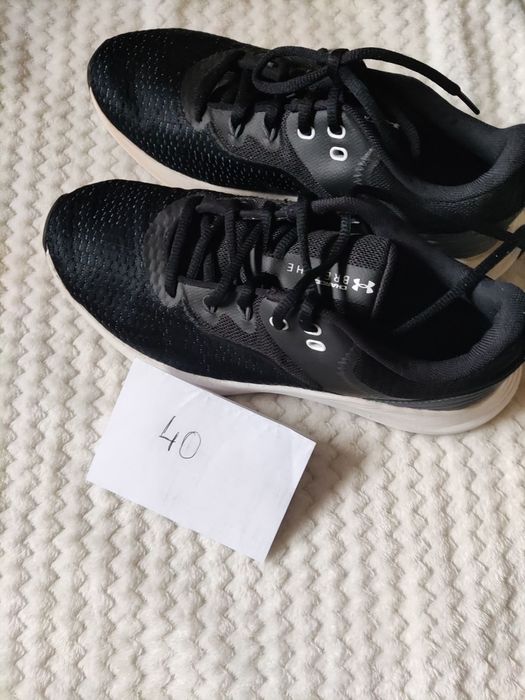 Buty Under Armour 40