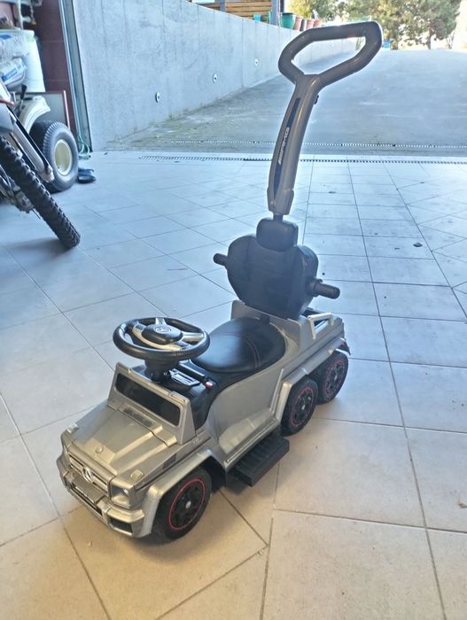 Jeździk pchacz samochód dla dzieci