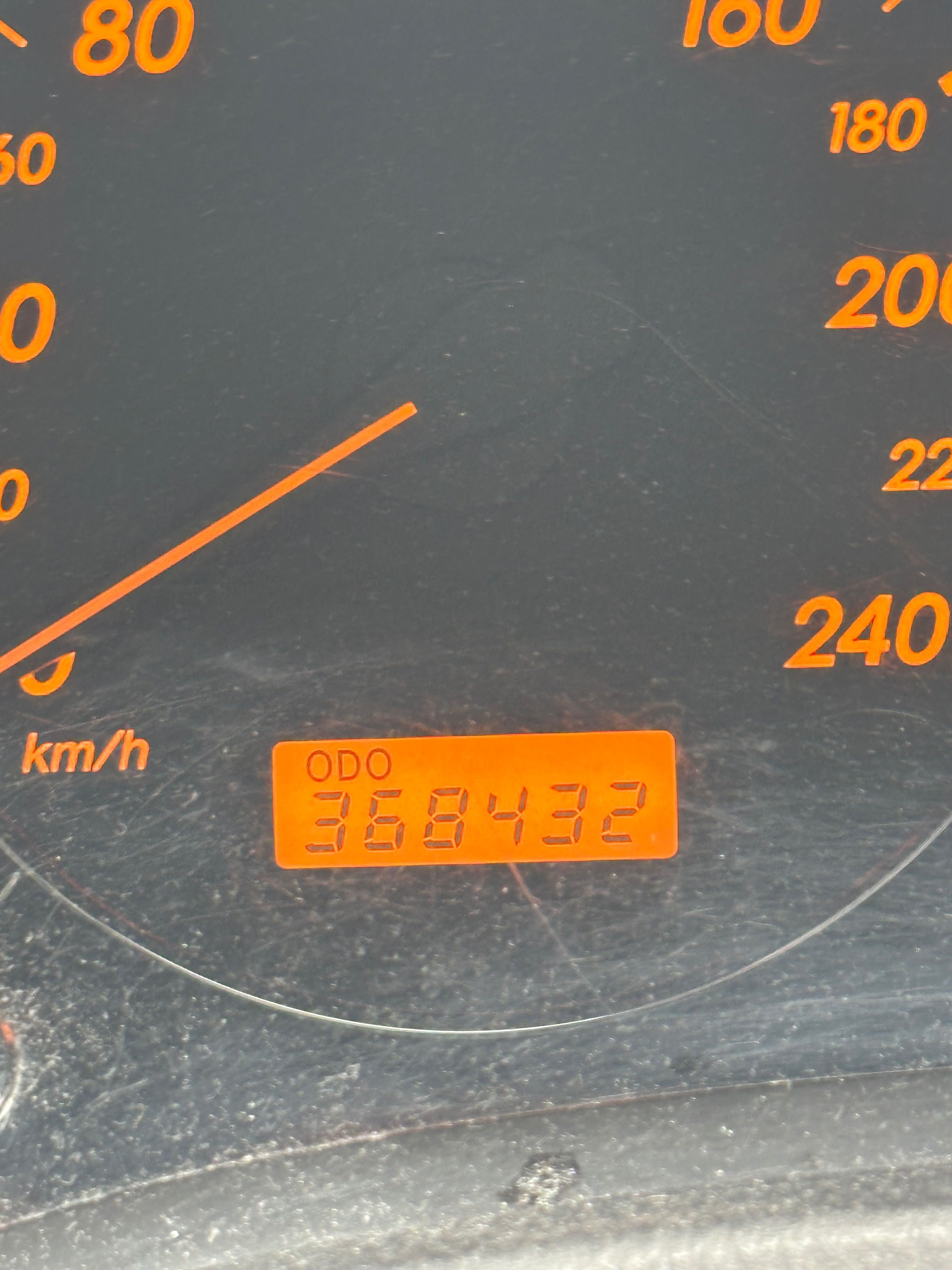Toyota Avensis 2007 - T25 - uszkodzona / do naprawy