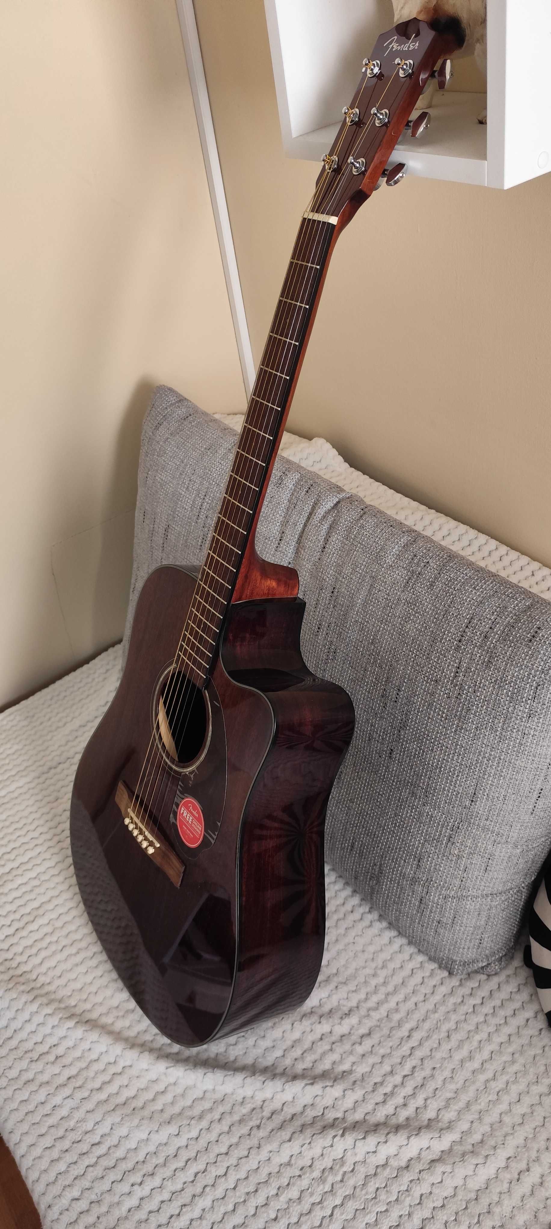 Fender CD-140 SCE Dread.+ twardy case.