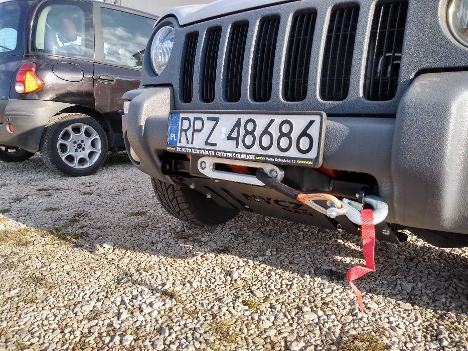 Płyta pod wyciągarke z osłoną chłodnicy Jeep Cherokee Kj