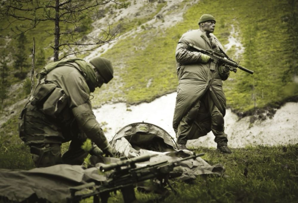 Спальний мішок Carinthia Defence ( новий)