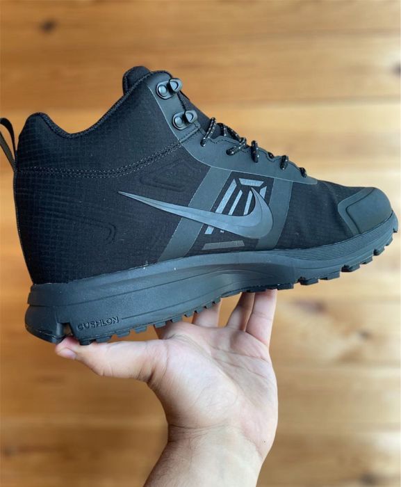 Вологостійкі утеплені черевики Nike Pegasus 30 Mid GTX Black чорні