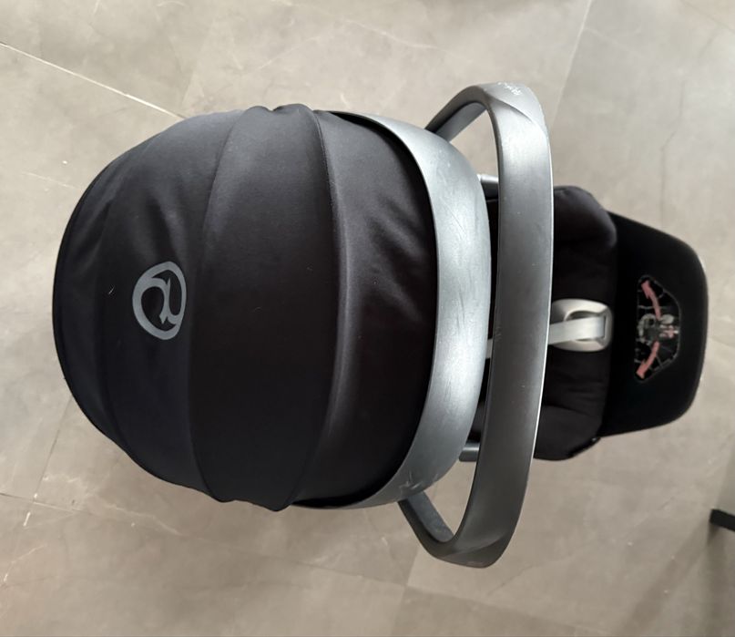 Fotelik  Cybex Cloud Z i-Size z baza obrotową