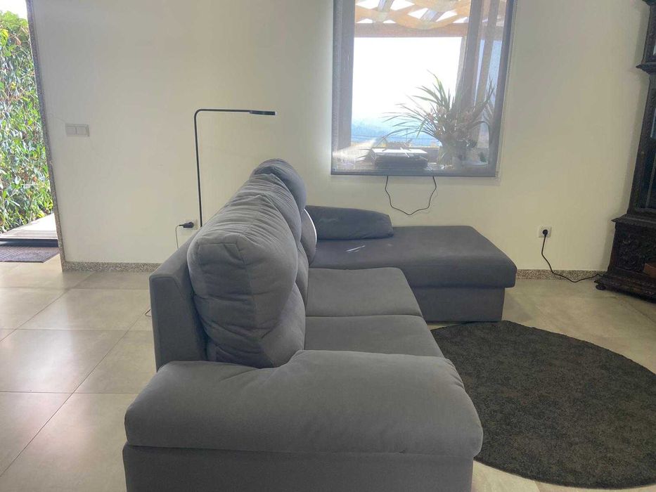 Vendo sofá chaise longue reversível cinza