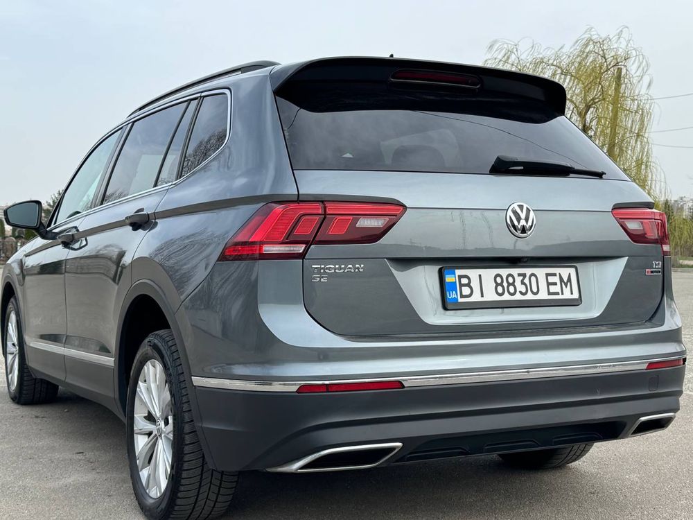 Автомобіль Volkswagen Tiguan