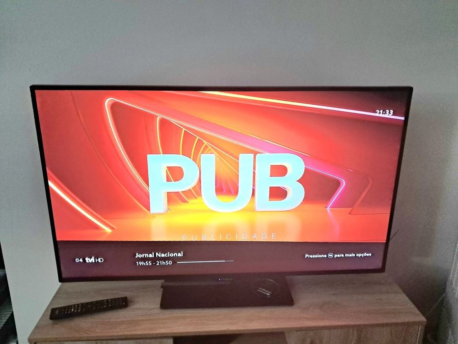 televisão Hitachi 50" 127c + máquina café