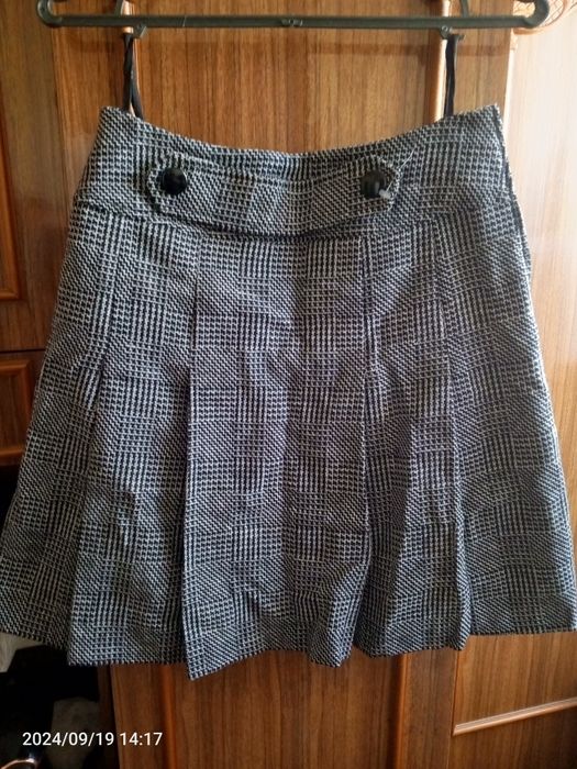 Спідниця в гарному стані