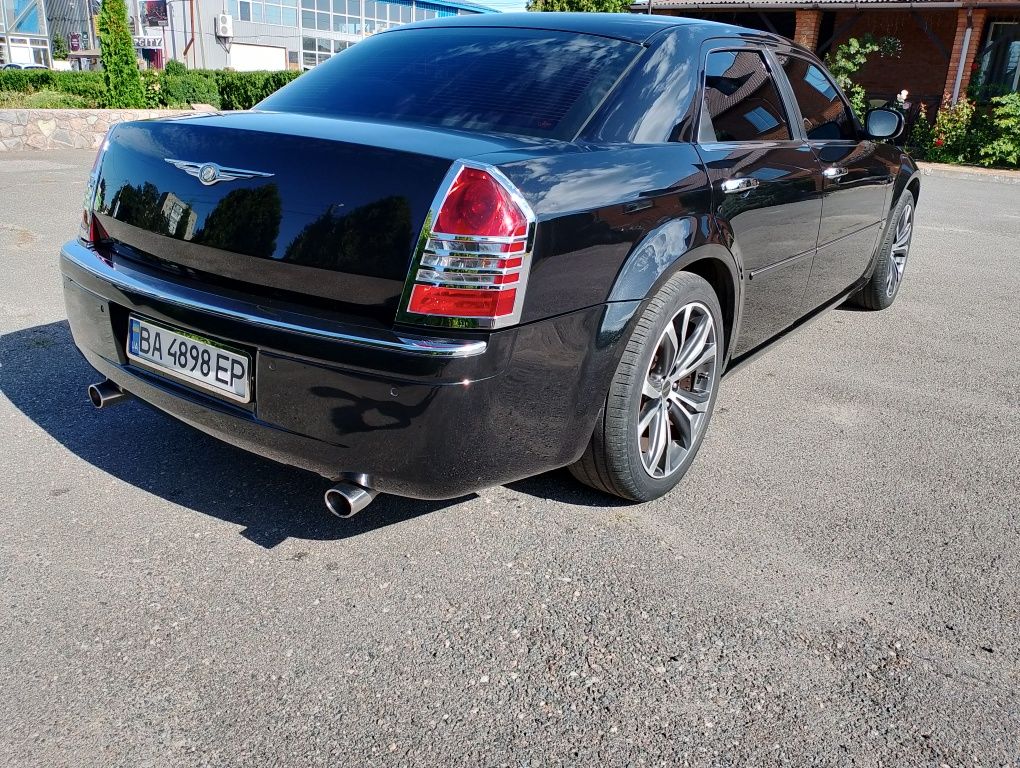 Продам Chrysler 300С
