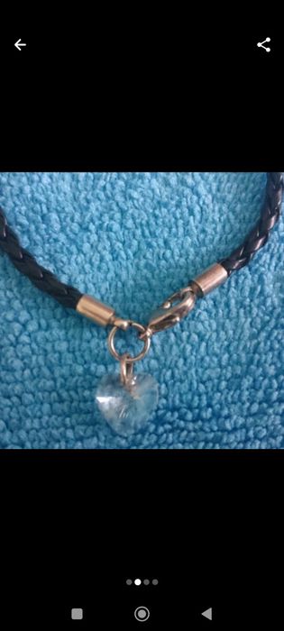 Bransoletka dla dziewczynki na czarnym rzemyku