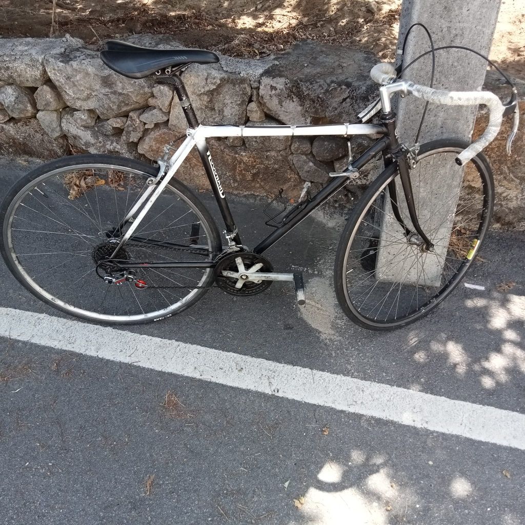 Bike de estrada antiga