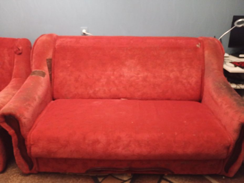 Продам диван і крісло б/у в доброму стані