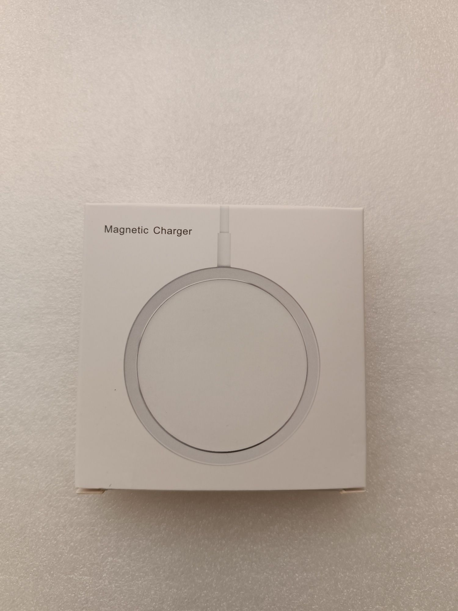 Беспроводная зарядка 15w. Mage Safe charger. Magnetic charger