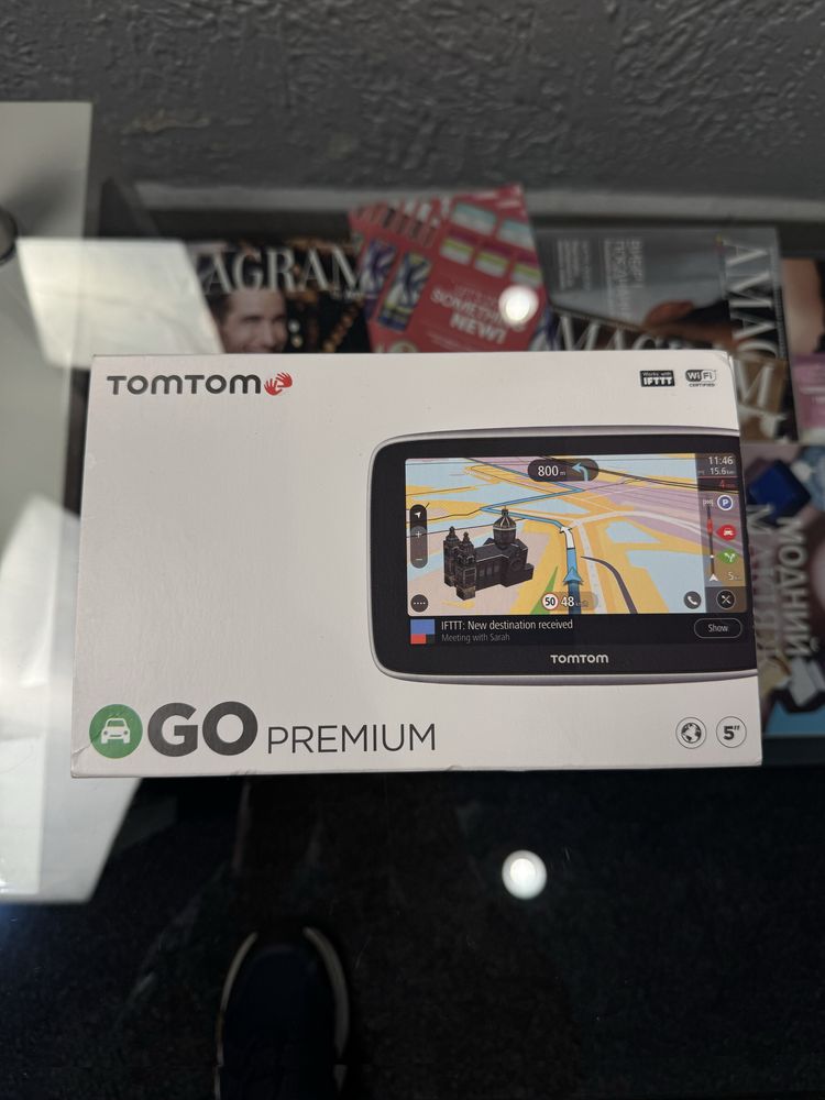 TomTom GO Premium 5  навігатор
