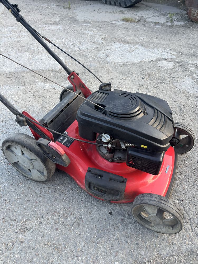 Kosiarka PowerTec Garden 4T z napędem